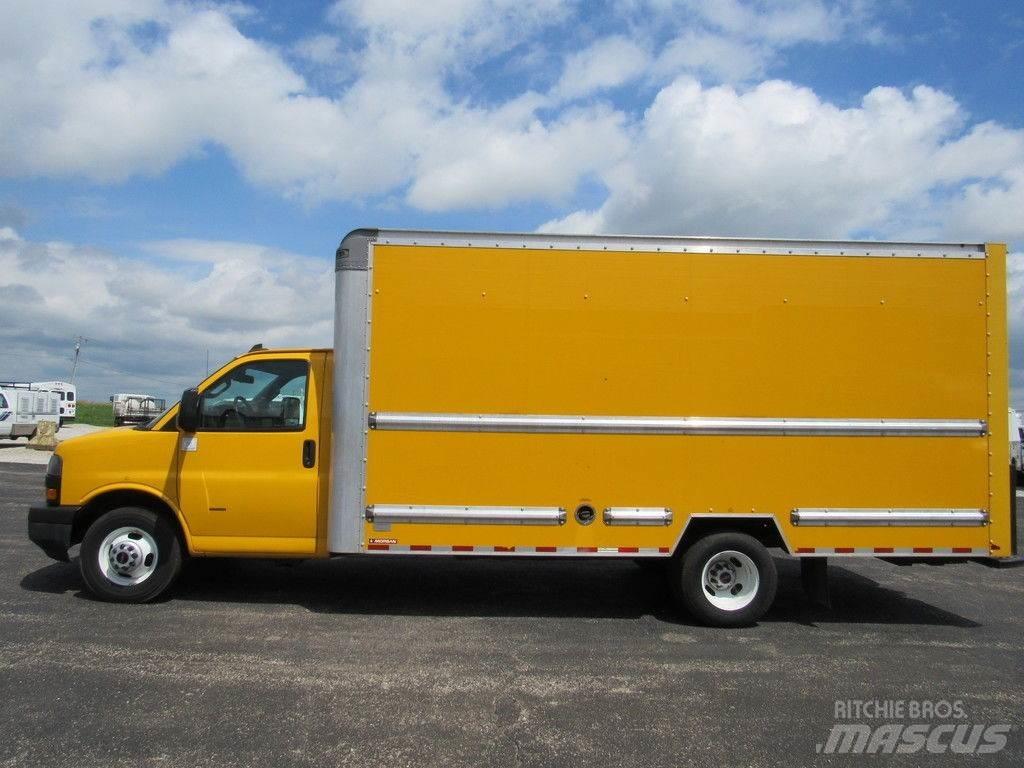 GMC Savana 3500 ボックスボディー、ウイング、箱車
