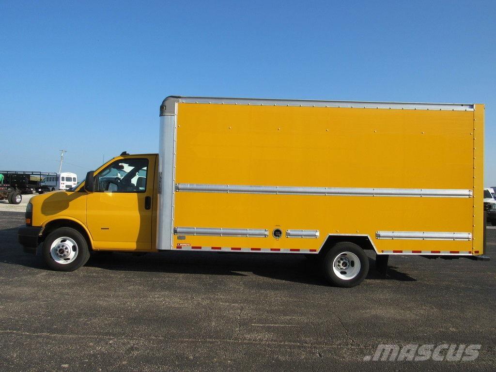 GMC Savana 3500 ボックスボディー、ウイング、箱車