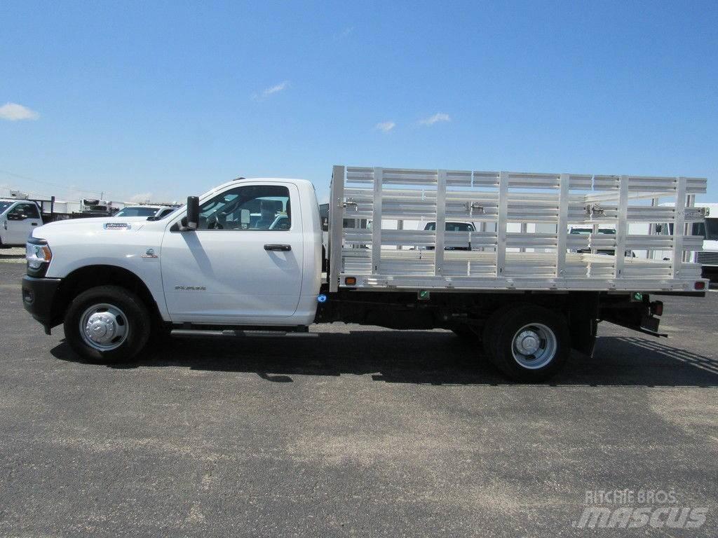 RAM 3500 平ボディー