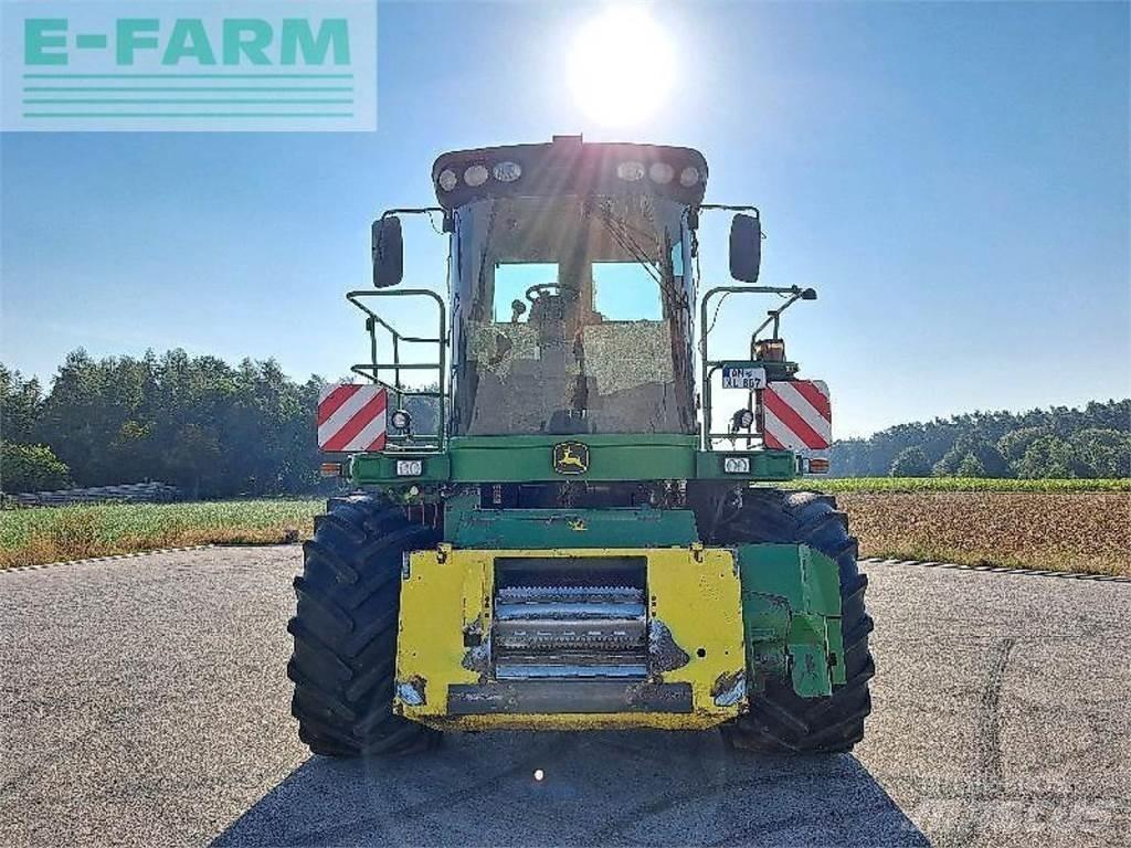 John Deere 7750 自走式フォレージハーベスター