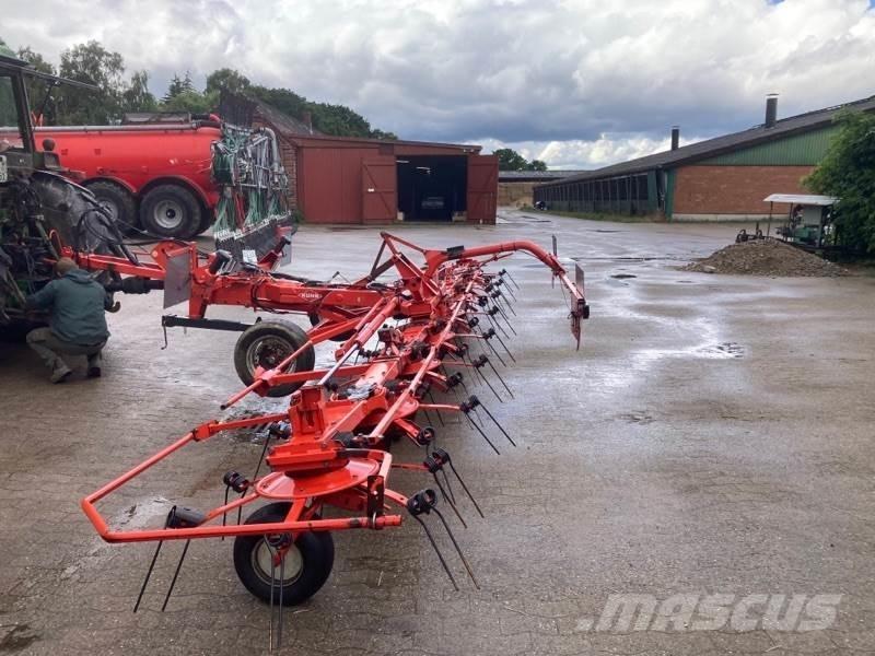 Kuhn GF 8702 T テッダー・テッダーレーキ