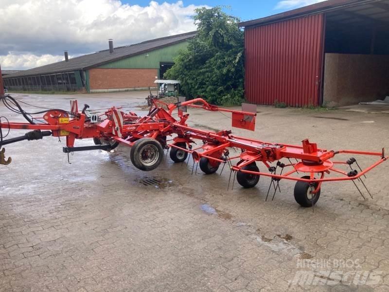 Kuhn GF8702T テッダー・テッダーレーキ