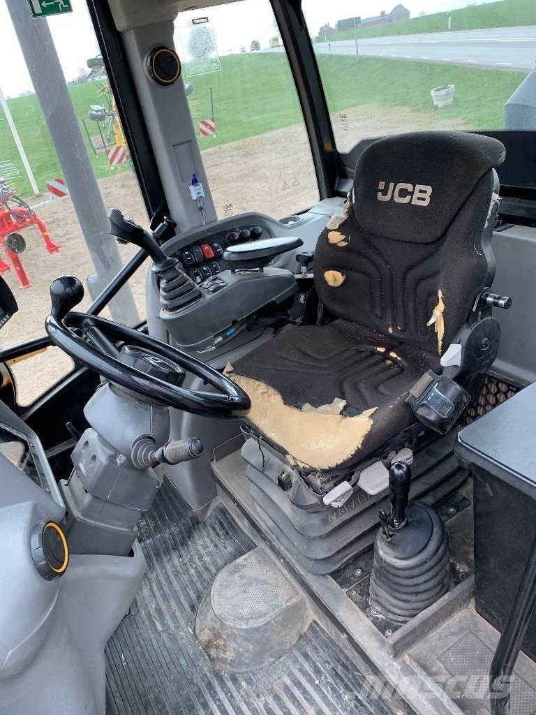 JCB TM 320 S 農業用テレハンドラー