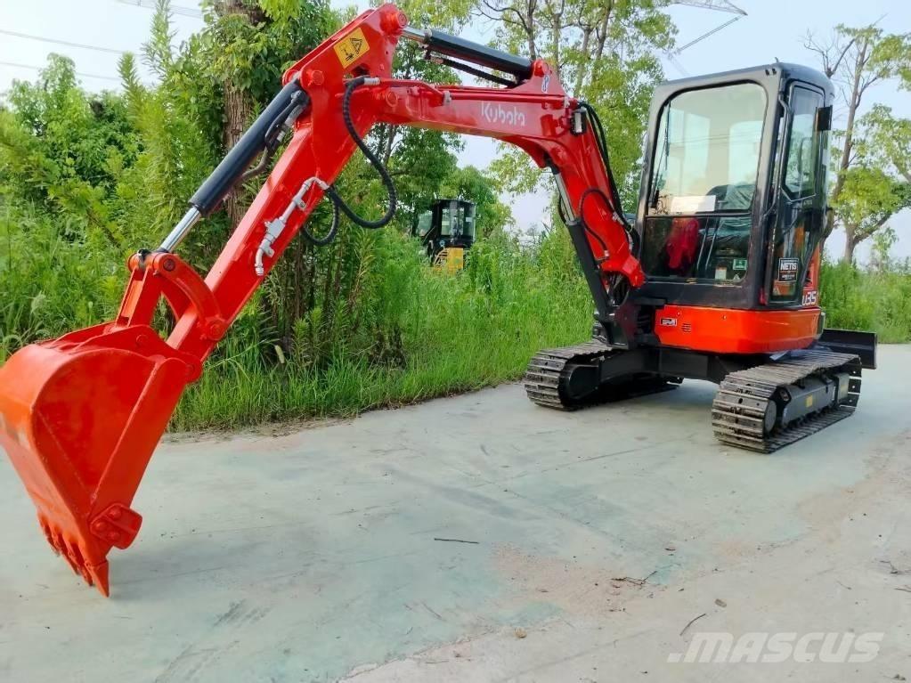 Kubota U 35 ミニ油圧ショベル 7t以下（ミニユンボ・ミニディガー）