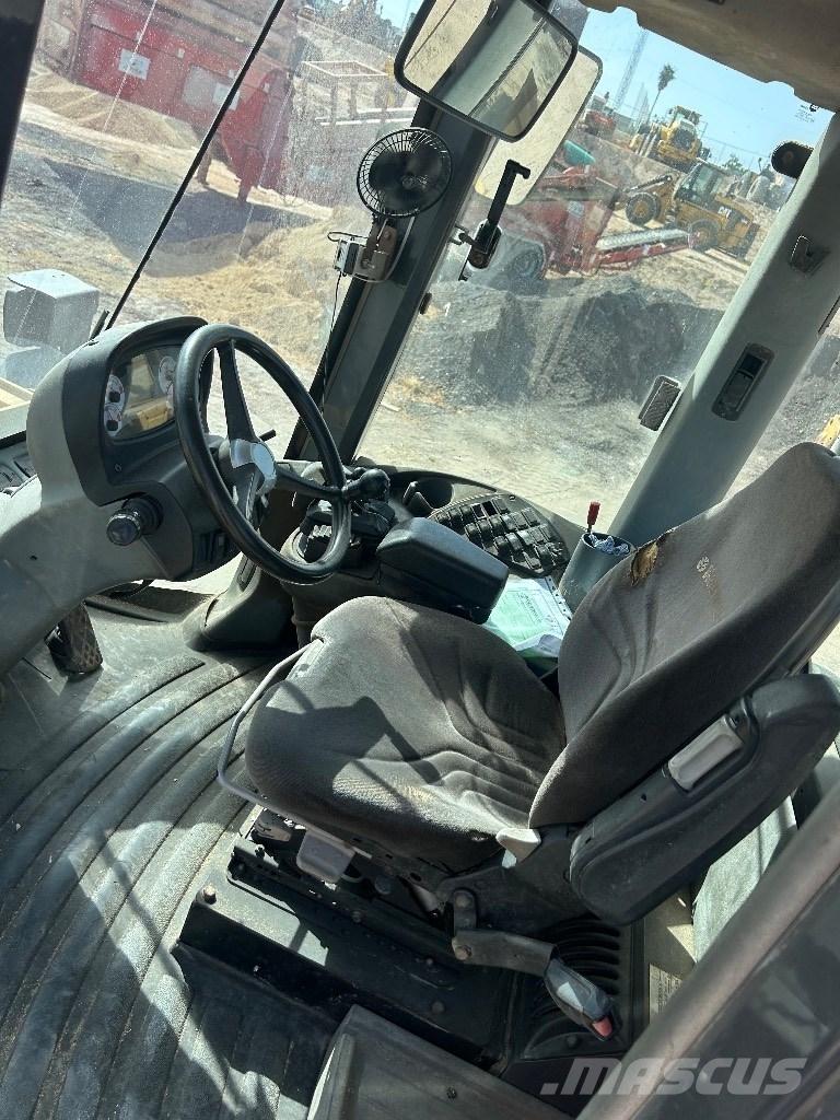 New Holland W 170 B ホイールローダー・タイヤショベル