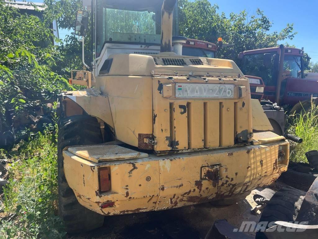 Liebherr 522 シャーシ及びサスペンション