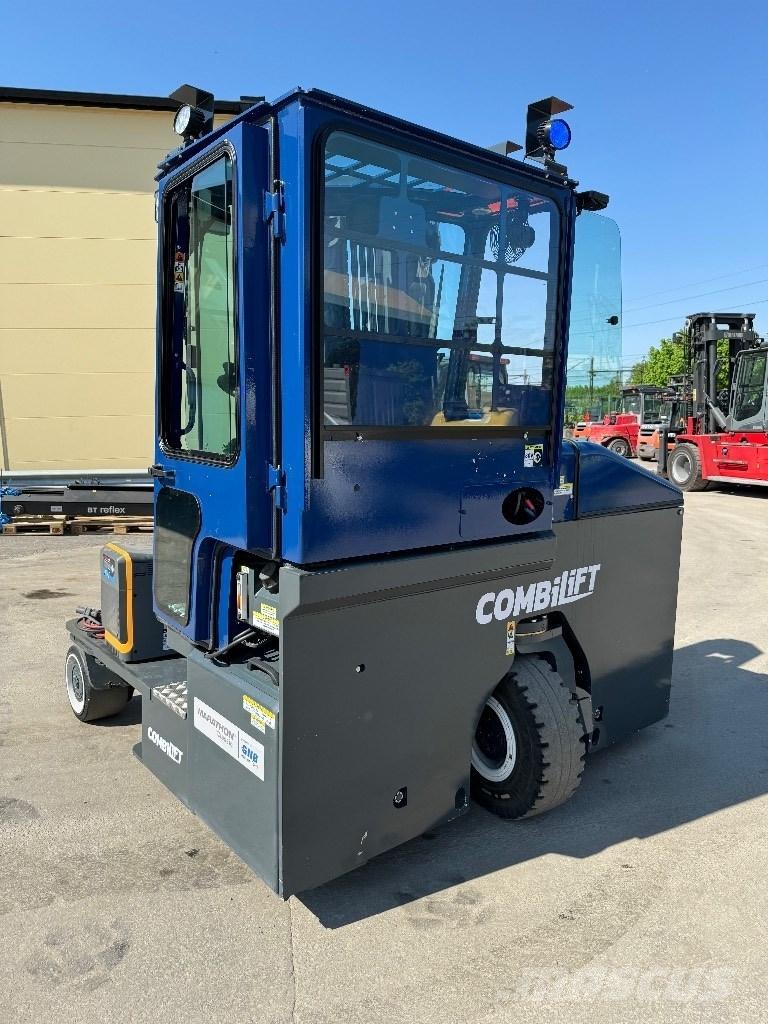 Combilift C4000ET 全方向リーチ型フォークリフト