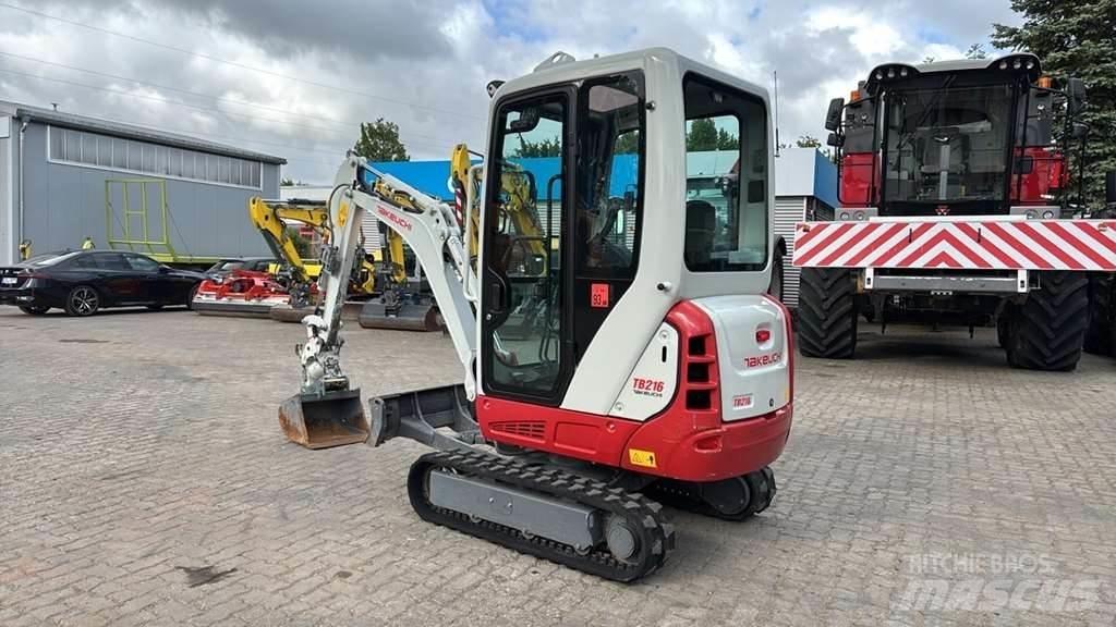 Takeuchi TB216 A ミニ油圧ショベル 7t以下（ミニユンボ・ミニディガー）
