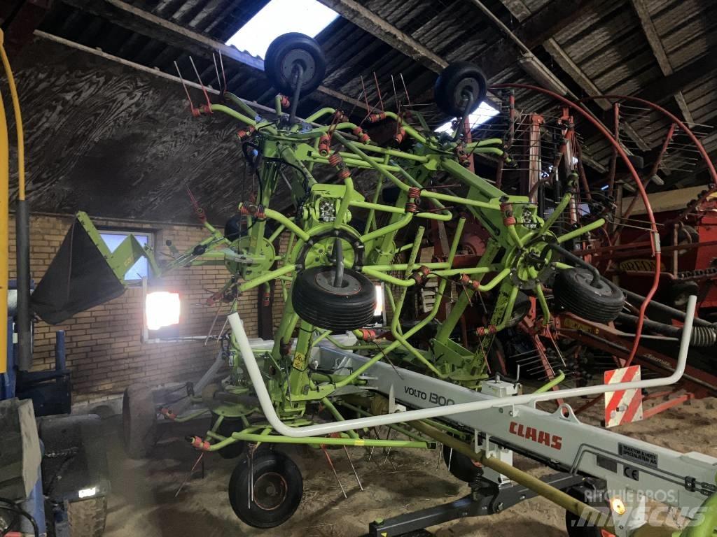 CLAAS VOLTO 1300 T テッダー・テッダーレーキ