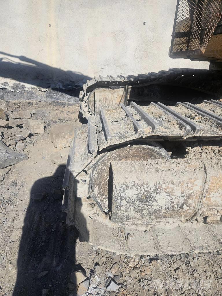 CAT 330 大型油圧ショベル12t以上（パワーショベル・ユンボ）