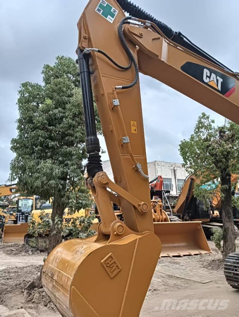 CAT 320 D 大型油圧ショベル12t以上（パワーショベル・ユンボ）