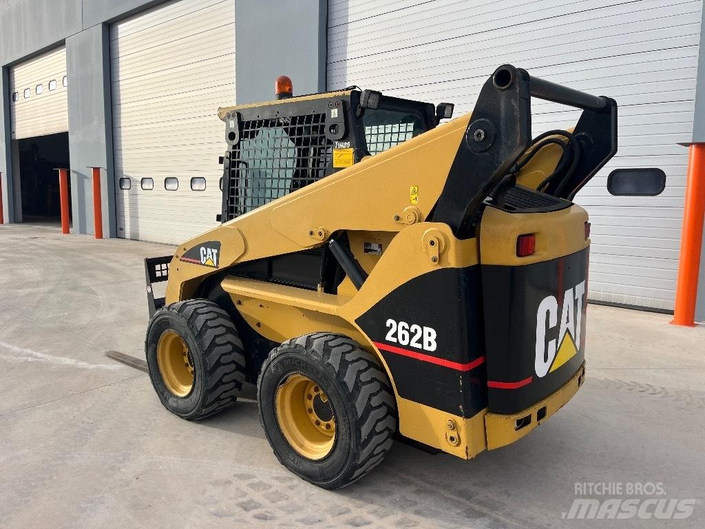 CAT 262 B スキッドステアローダー