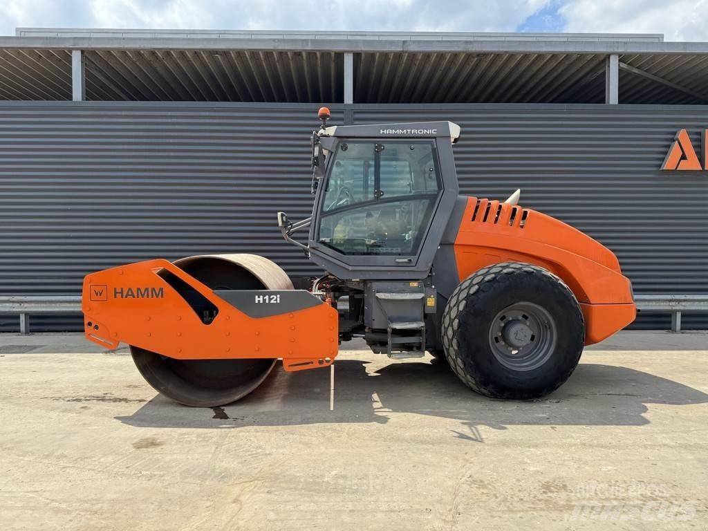 Hamm H 12I 振動ローラ