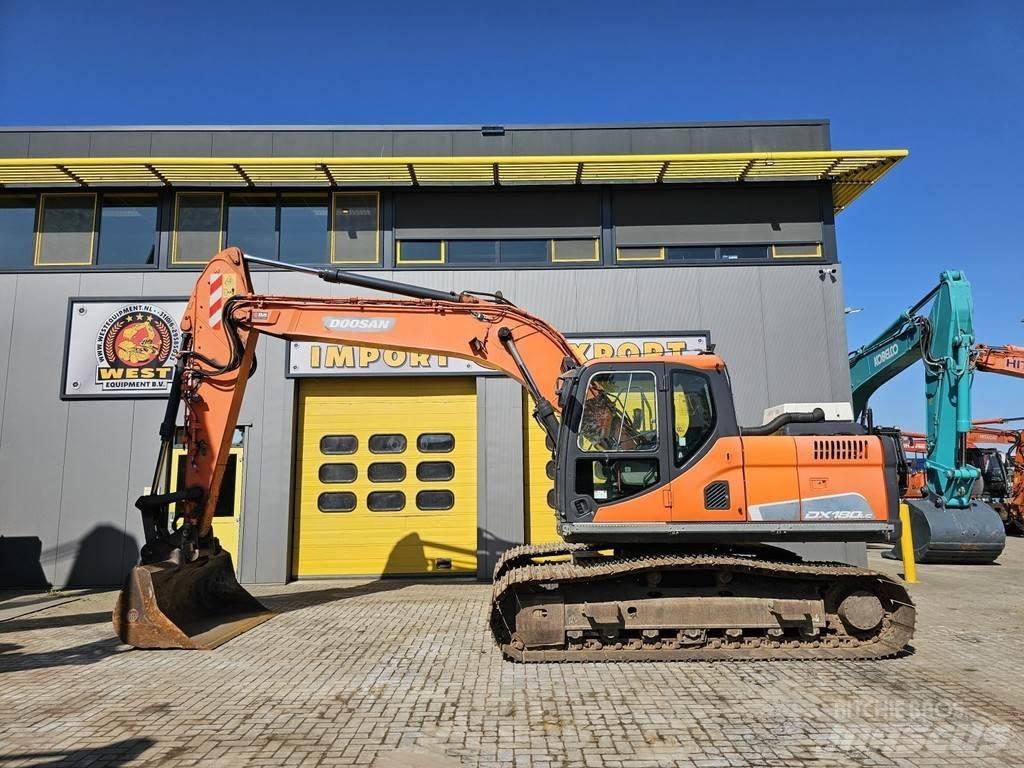 Doosan DX180LC 大型油圧ショベル12t以上（パワーショベル・ユンボ）