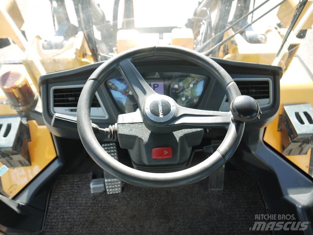 Hyundai HL 955 TM ホイールローダー・タイヤショベル