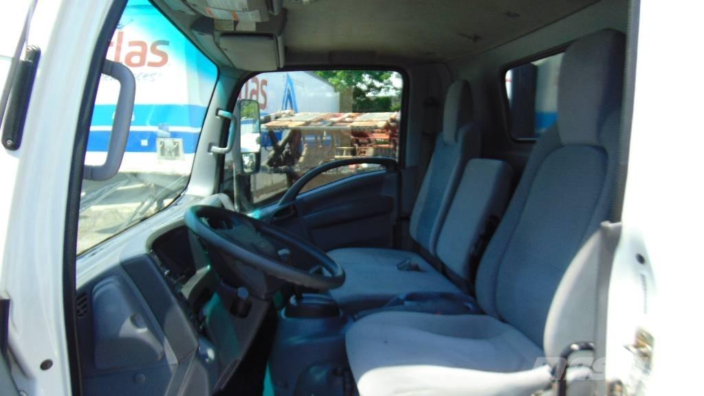 Isuzu NRR 平ボディー