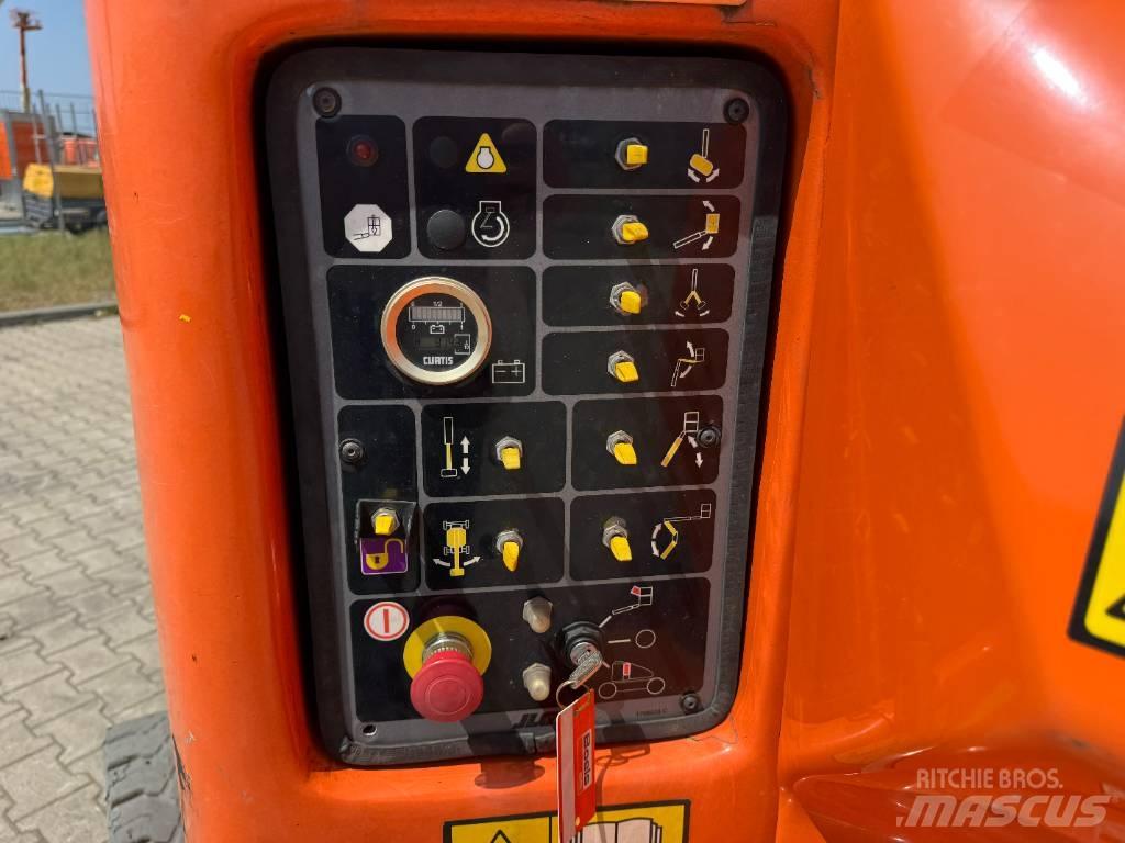 JLG E400AJPN ブームリフト　屈伸型
