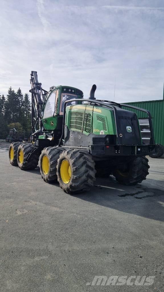 John Deere 1270 G ハーベスター