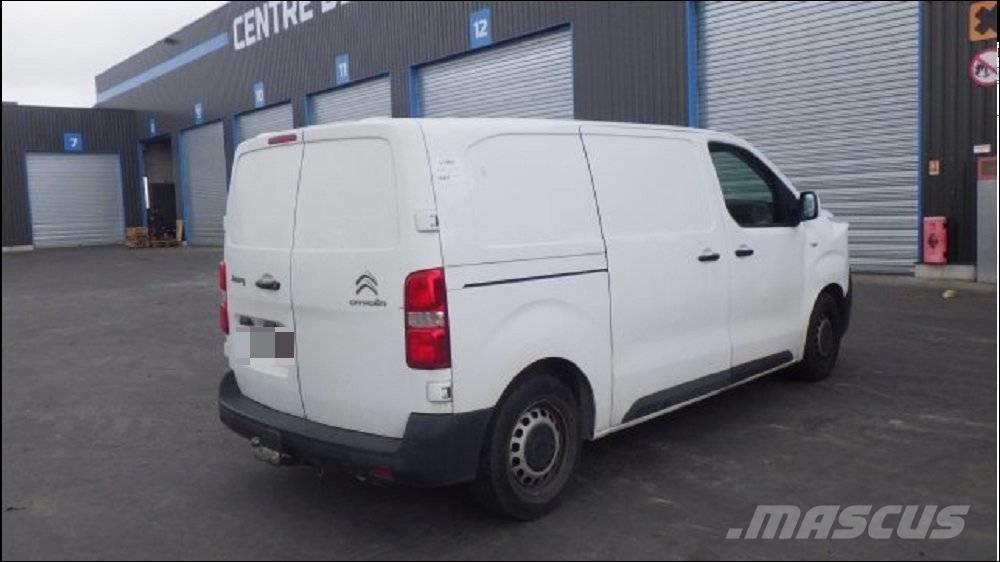 Citroën Jumpy 3 パネルバン