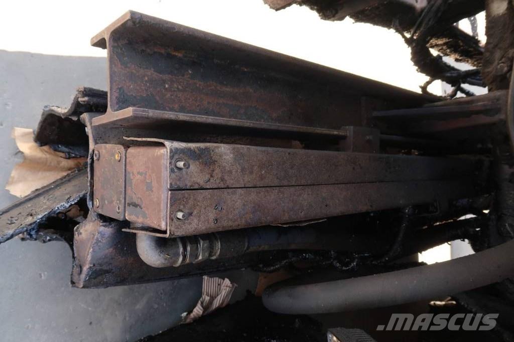 Burtec TSU 4500L アスファルトスプレヤ