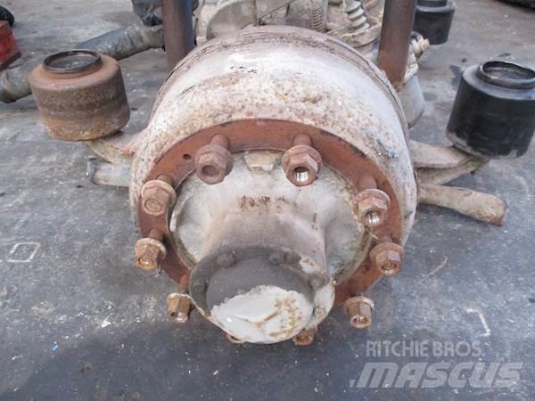 Mercedes-Benz 1217 アクスル