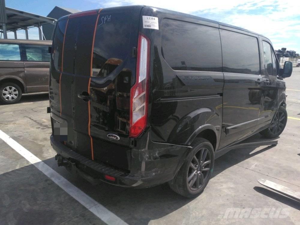 Ford TRANSIT CUSTOM ボックストラック