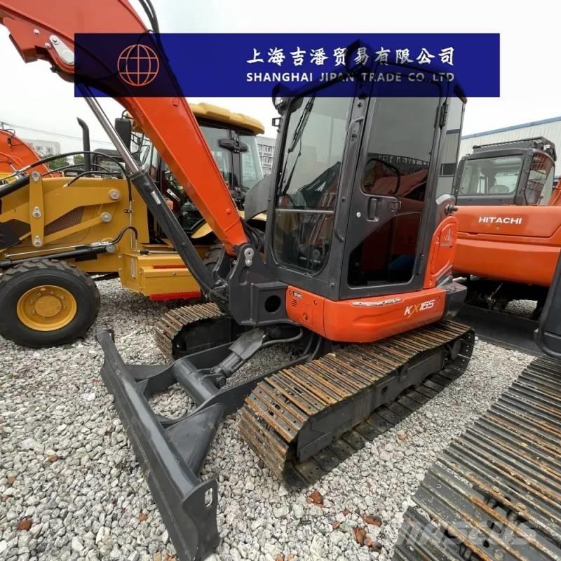 Kubota KX 165 ミニ油圧ショベル 7t以下（ミニユンボ・ミニディガー）