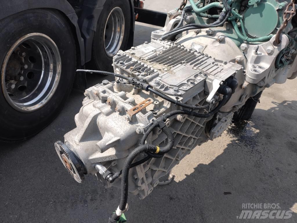 Volvo AT2612D ギアボックス