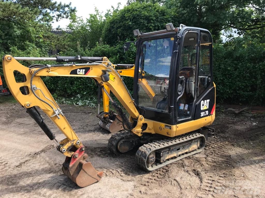 CAT 301.7 D ミニ油圧ショベル 7t以下（ミニユンボ・ミニディガー）