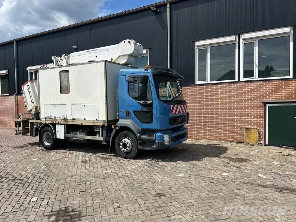 Volvo FL 240 トラック高所作業車