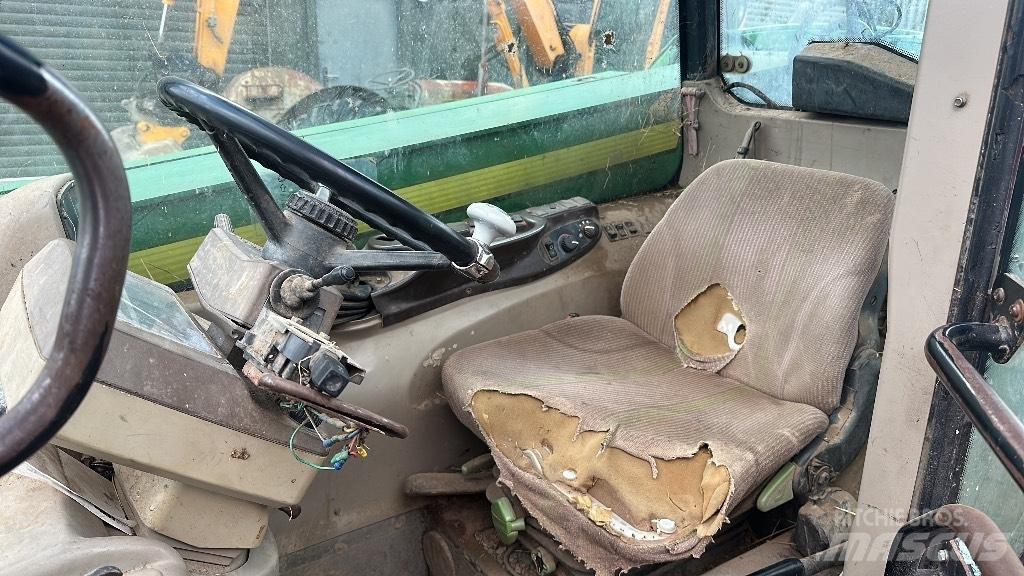 John Deere 3415 テレスコーピックハンドラー
