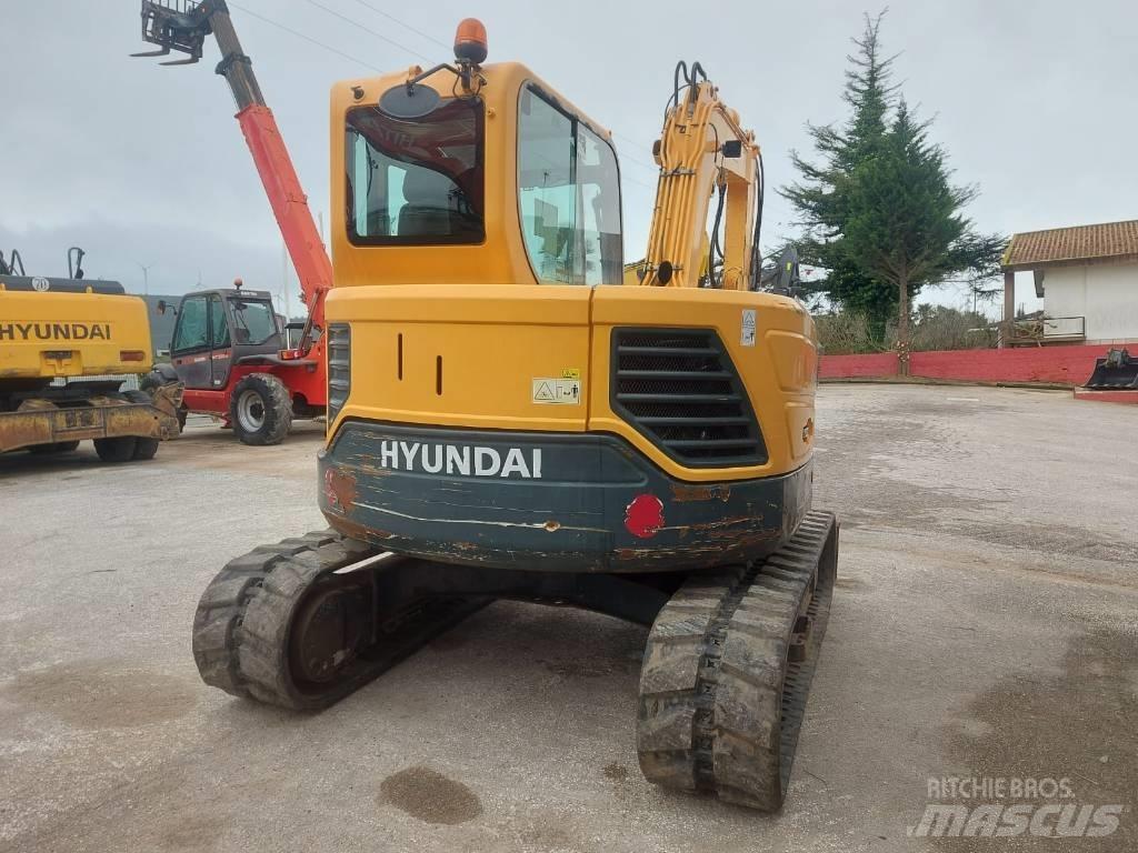 Hyundai R 80 CR 中型油圧ショベル 7ｔ-12ｔ（ユンボ・パワーショベル・バックホー）