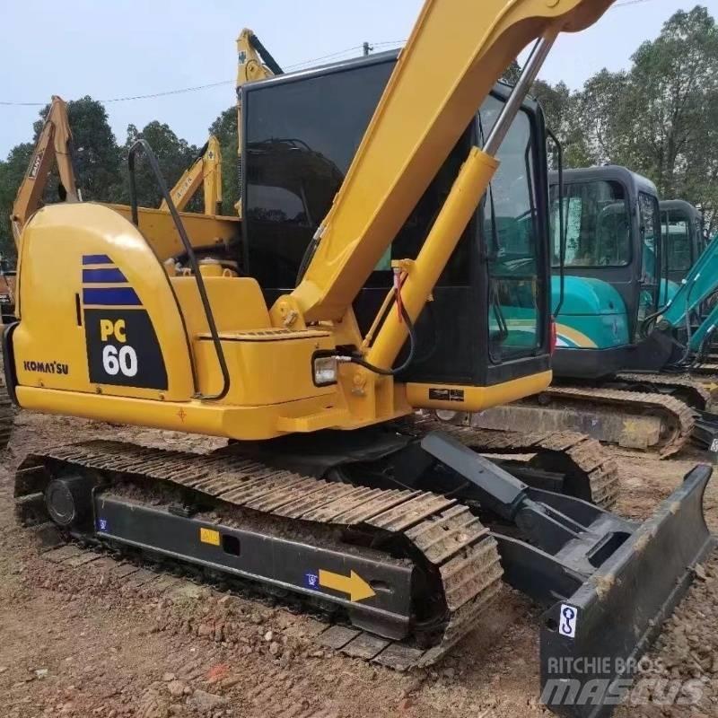 Komatsu PC 60 大型油圧ショベル12t以上（パワーショベル・ユンボ）