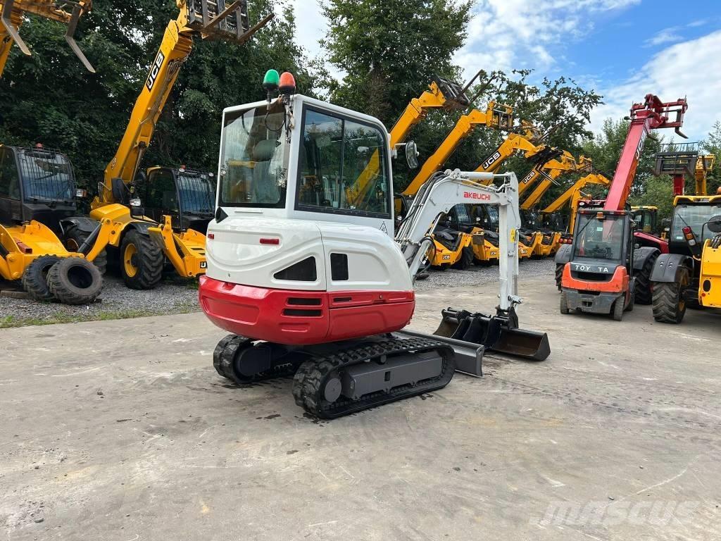 Takeuchi TB 230 ミニ油圧ショベル 7t以下（ミニユンボ・ミニディガー）