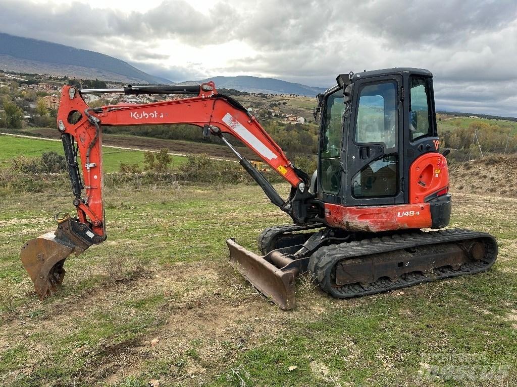 Kubota KX 048-4 ミニ油圧ショベル 7t以下（ミニユンボ・ミニディガー）