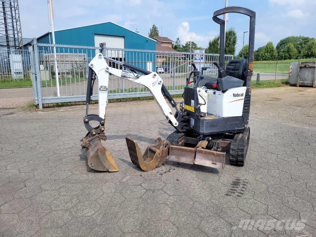 Bobcat E 10z ミニ油圧ショベル 7t以下（ミニユンボ・ミニディガー）