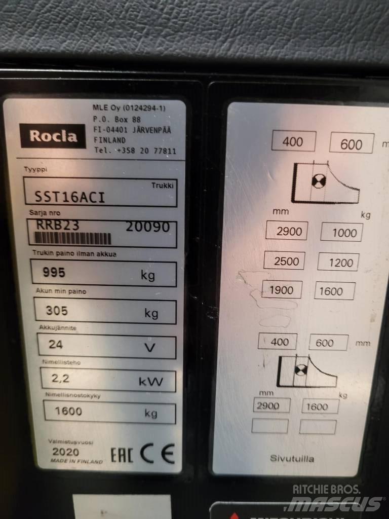 Rocla SST16 ACI 自走式スタッカー