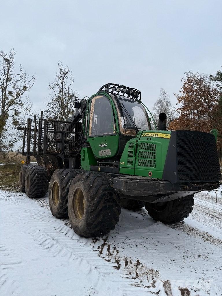John Deere 1210 E フォワーダー