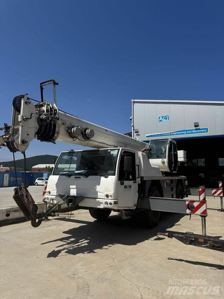 Terex AC35 オールテレーンクレーン