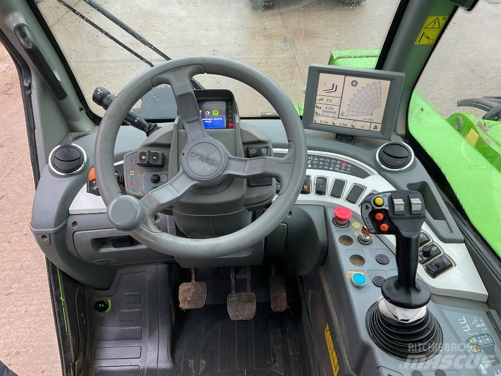 Merlo TF42.7 140 農業用テレハンドラー