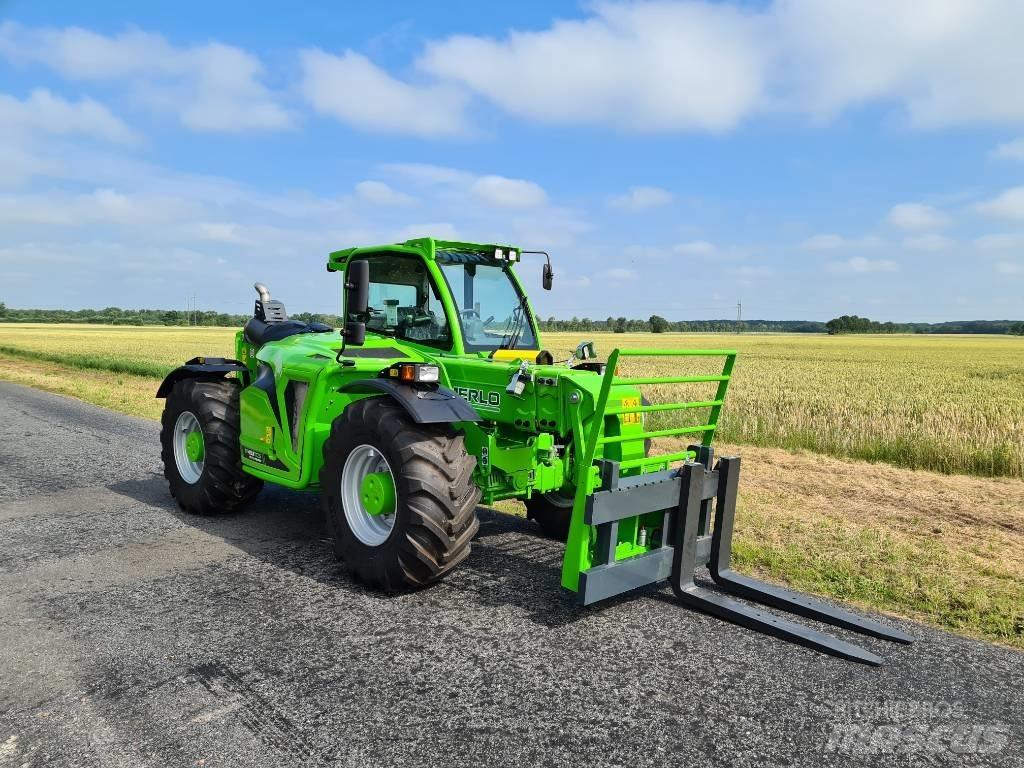 Merlo TF 45.11 テレスコーピックハンドラー