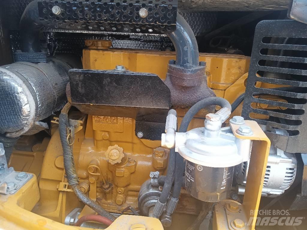 CAT 304 C 大型油圧ショベル12t以上（パワーショベル・ユンボ）