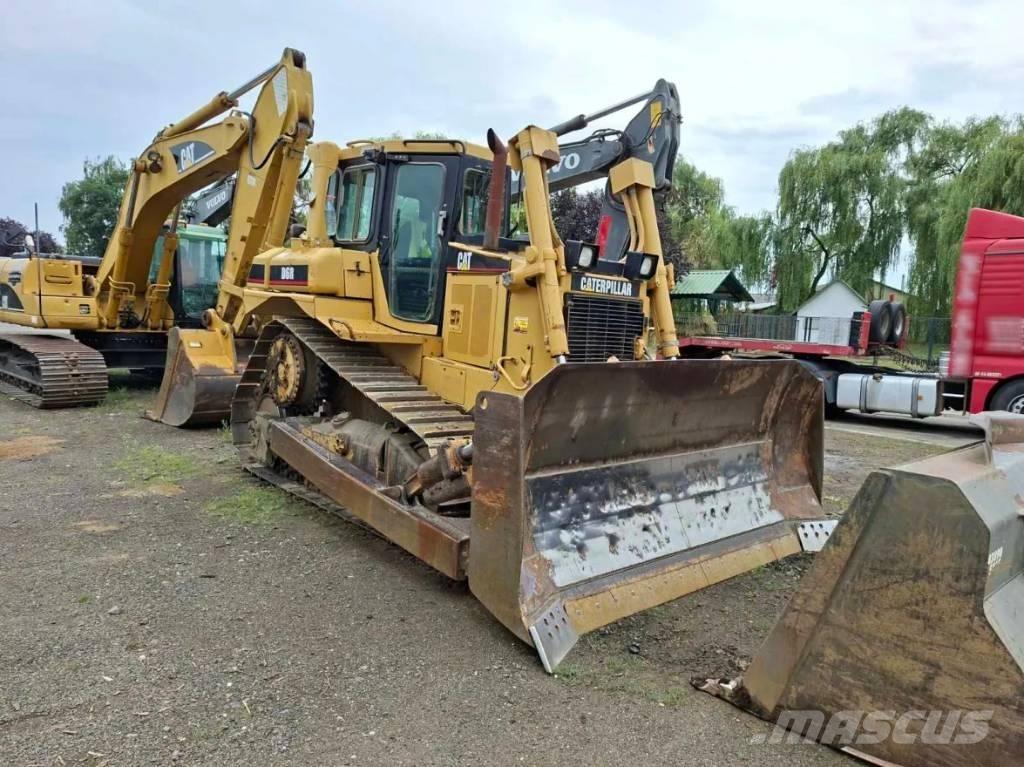 CAT D 6 R ブルドーザー