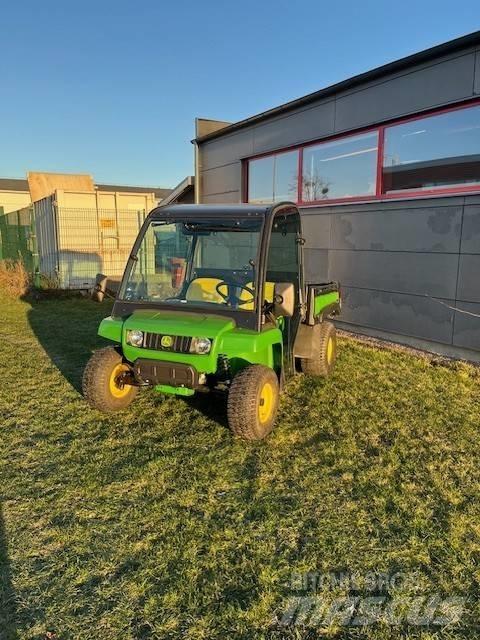 John Deere Gator TE ユーティリティー機械