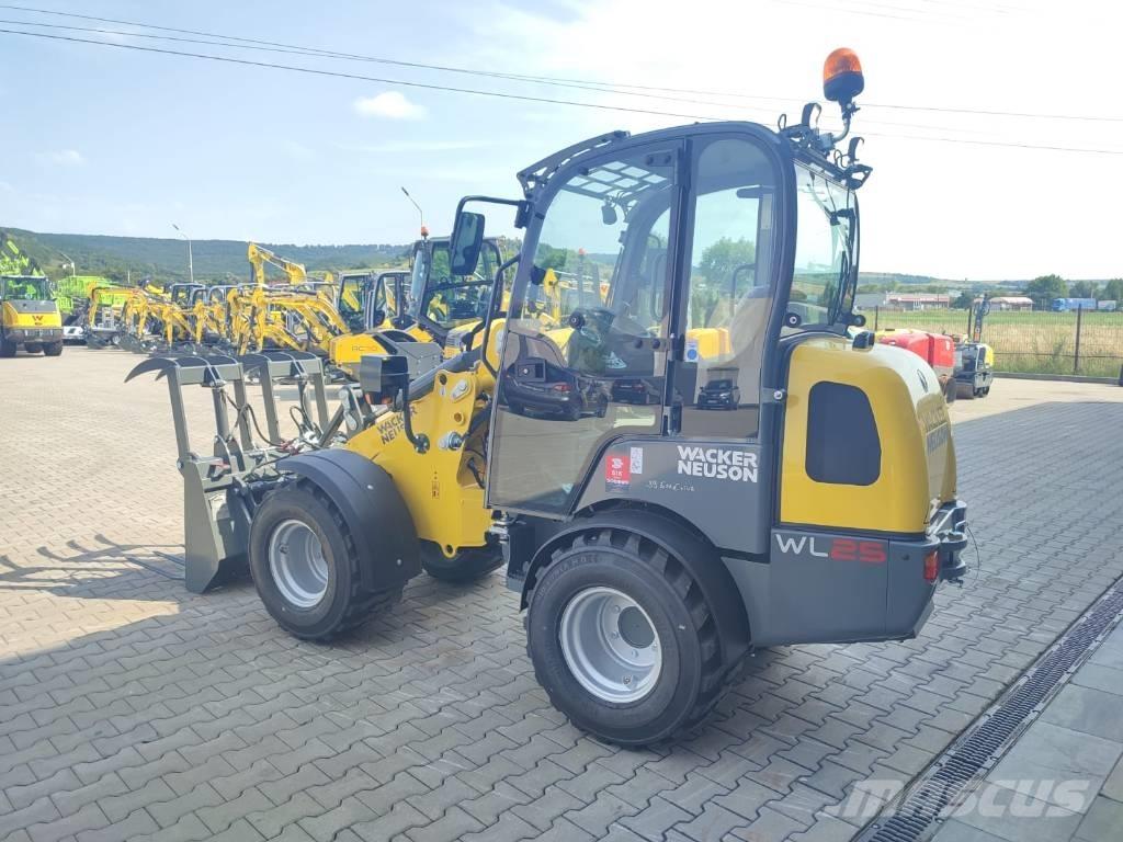 Wacker Neuson WL 25 ホイールローダー・タイヤショベル