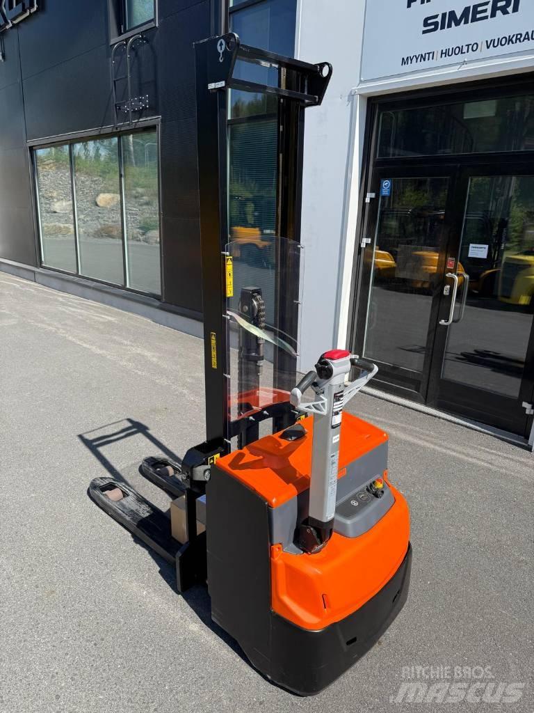Rocla SWS12L ウォーキンフォークリフト