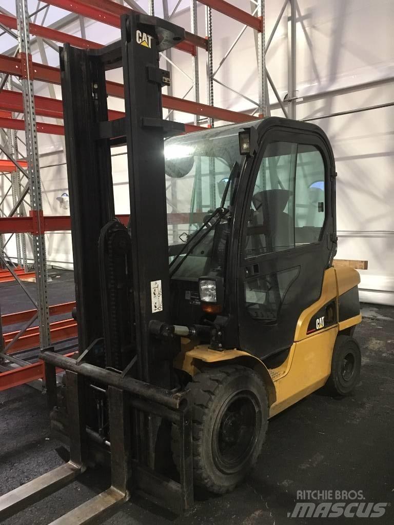 CAT DP 35 N ディーゼル・軽油