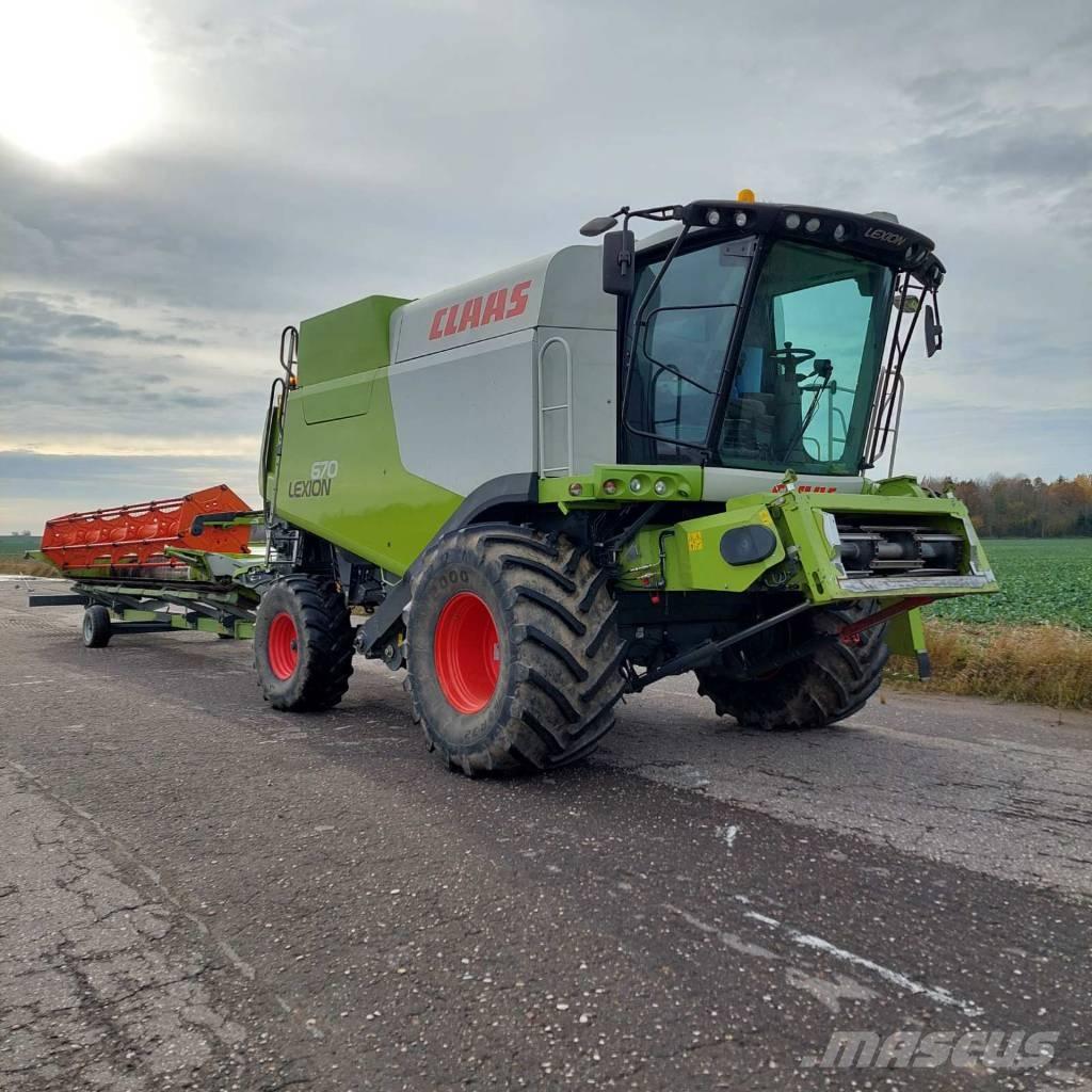 CLAAS Lexion 670 コンバイン