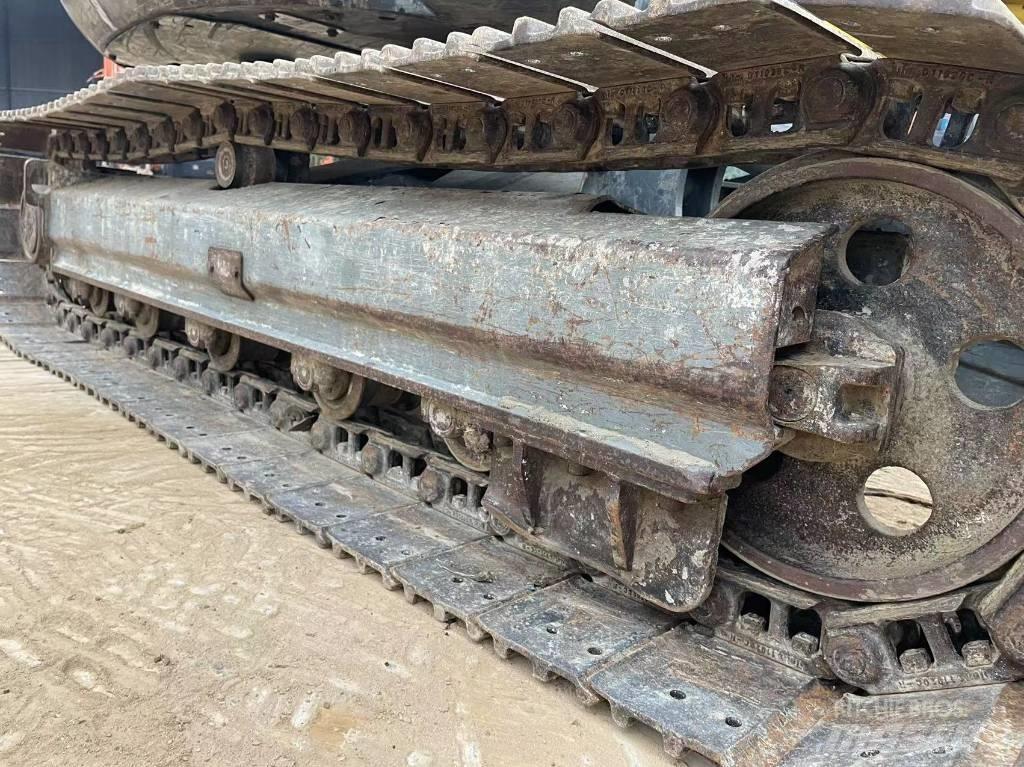 Wacker Neuson 8003 中型油圧ショベル 7ｔ-12ｔ（ユンボ・パワーショベル・バックホー）