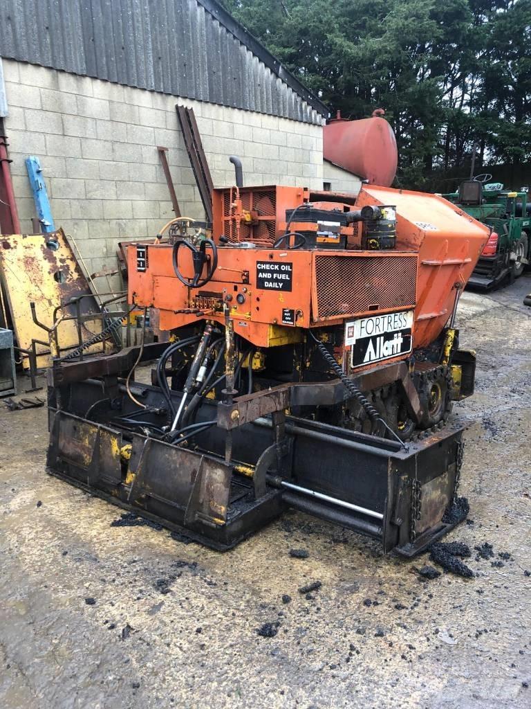 Allatt SP50 アスファルトフィニッシャ